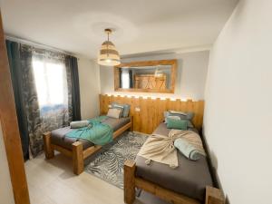 Bungalow Ahul Famara con pequeña piscina