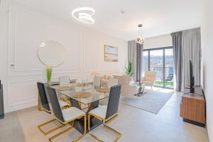 Escape 24 Luxury 1BR Eleganz by Danube JVC - 4hvězdičkové hotely ve městě Dubaj