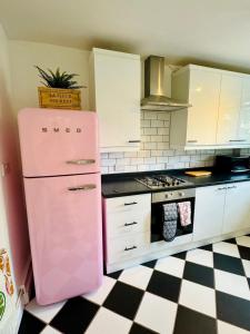 Modern Flat at Selden House