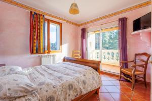 Maisons de vacances Le Cabanon des Cigales en Provence - Avec Piscine : photos des chambres