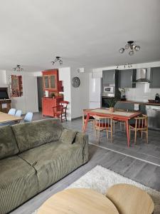 Appartements L-arcade Lourdes Hyper centre : photos des chambres