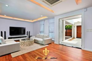 Golden Lily 4 Bedroom Private Pool Villa