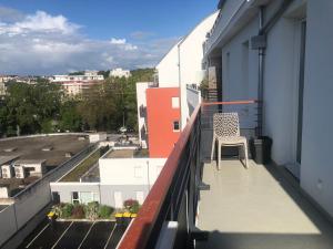 Petit Erdre - 2 chambres- gd appt ensoleillé- accès PMR