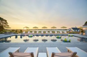 The Dunes on the Waterfront - يورك بيتش