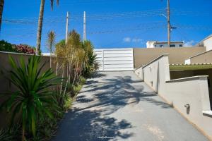 Linda Casa com vista para mata