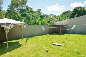 Linda Casa com vista para mata