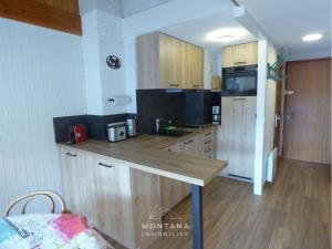 T2 + coin nuit au pied des pistes, idéal pour 4 personnes - FR-1-458-187