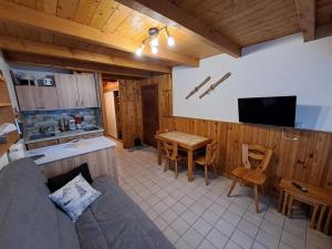 Appartement 1 chambre au centre, bien équipé avec WIFI - FR-1-733-158