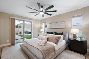 Luxe 4BR Oasis with Private Pool BBQ and EV Chrger