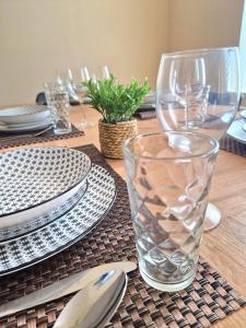 Spacieuce maison proche de Nausicaa, gare et remparts, 3 chambres, Free Parking, Netflix, Primes Video, Free Wifi