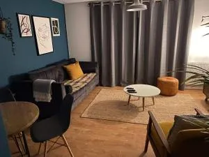 House-Sleeps3-Parking-Garden-PetFriendly - 伊斯特伍德