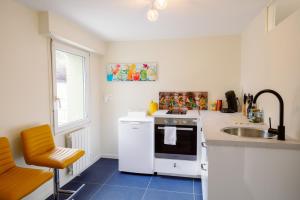 Sunny Suite by Leslodgespa - Studio moderne et coloré, proche de Bâle et de laéroport