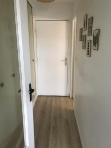 Appartements Studio spacieux bord de mer : photos des chambres