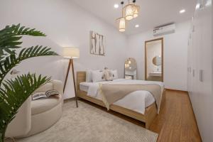 DanangPoolVilla, 8minWalk MyKheBeach , 5BR&7BED , CityCenter, BabyBed&Chair