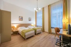 Baross City Hotel - Budapest - Pestj