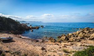 Villas VILLA GIRELLES- pieds dans l-eau, piscine, vue mer, 5 chambres : photos des chambres