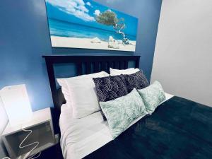 Lovely Beautiful 2BR Apt in Center City