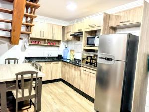 Sobrado Picarras 600m do mar 20min do Beto Carrero