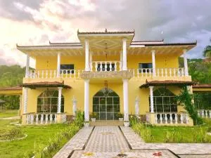 Artes e Café - Moju