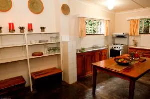 Down Gran's Self-Catering Cottage - Nkanni