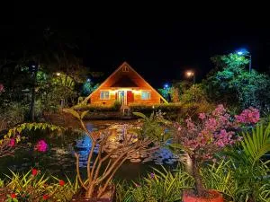 Coconut Village Guesthouse and Bungalow - 白马市