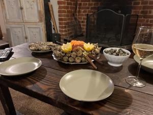 Maisons de vacances Gite du rouge gorge Normandy : photos des chambres