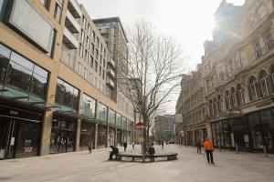 City Centre Flat within the Hayes Complex