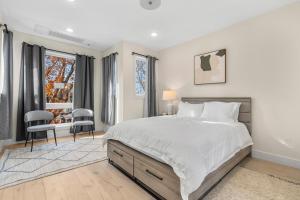 Townhouse at Capitol Hill 2 with Roof Top