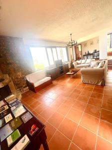 Villa Cresta, private villa with pool