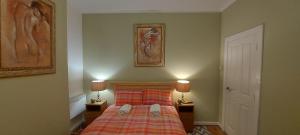 The Enigma - 2 Master bedrooms sleeps 6