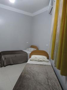 Hotel Tropicália próximo a 25 de março , Brás e Bom Retiro "Com estacionamento conveniado ao lado do hotel"