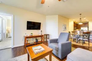 Boat, Fish and Enjoy Water Views Lake LBJ Retreat! - 马蹄湾