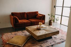 Stylish Loft with Nature Views, Balcony in the heart of Vejer