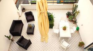 Palazzo Di Donna panoramic terraces and private parking strategic to Amalfi Coast, Pompei, Napoli