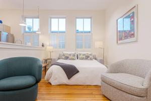 The News Condo 202 at ATB