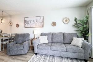 Inn Building Condo 209, Beautifully updated, view