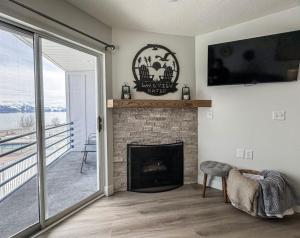 Inn Building Condo 209, Beautifully updated, view