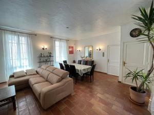 Appartements Residence Angela a 7 minutes a pieds du Palais, plage... : photos des chambres