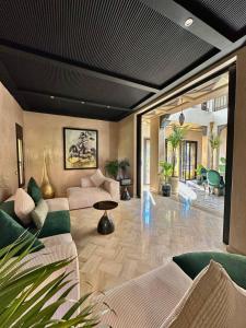 Private Riad Alemania in Marrakesh - Pool - Rooftop