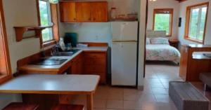 Dove Escapes - One bdrm raised Cabana in Riversdale