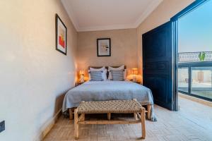 Riad Dar Davia - Jacuzzi Rooftop - Breakfast