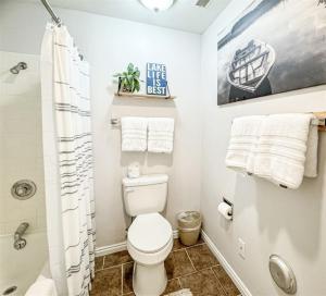 Inn Building Condo 112, updated beautiful condo