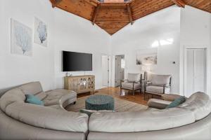 Belaire Bungalow Gated Beach Access