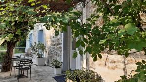 Maisons d'hotes Mas Notre-Dame, Adults only, situation ideale, grand jardin paisible : photos des chambres