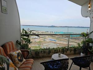 Studio bayview, amenities, with bathtub Citadines Ha Long