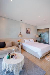 Studio bayview, amenities, with bathtub Citadines Ha Long