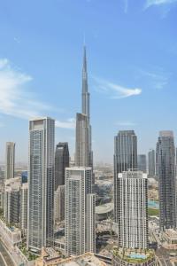 Downtown Skyline & Burj Khalifa Views Dubai