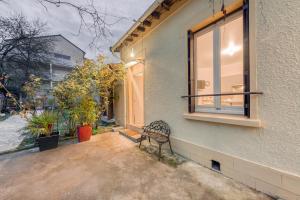 Parking privatif gratuit I Paris, Tram 9mim I RER C15min