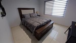 Tropical Noir at Family Lodge