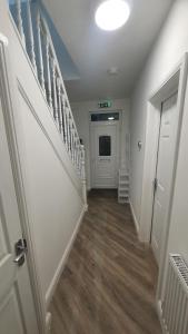 Highfield House - Parking, Private Bathroom, Serving Contractors, Santa Pod!!!!!